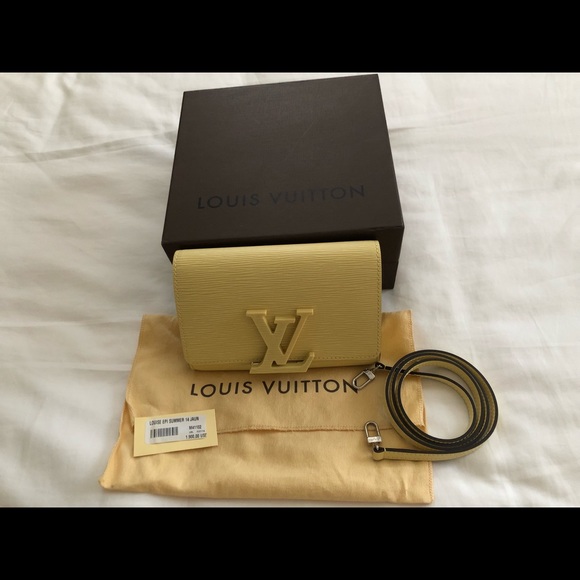 Louis Vuitton Epi Small Crossbody Purse - Picture 1 of 6